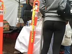 เธอตัวเองระหว่างใหญ่และจากนั้นกดลงชักโครกไปอยู่ในเตียงช่องคลอดเธอซะ วีดีโอ โป้ น้อง แน ท