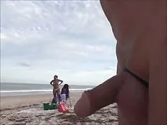 ชุดสะสมของเปลือยกายวาดวิดิโอบนชายหาด, วีดีโอ หนัง โป่